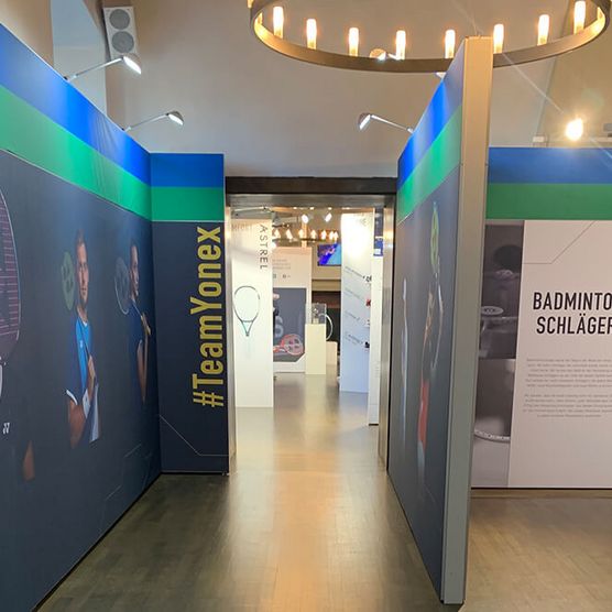 YONEX Messe 2022 im Rittersaal von Schloß Broich